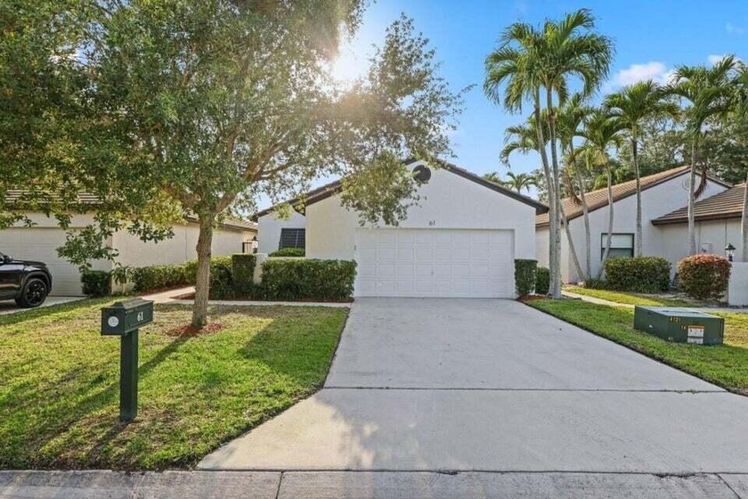 Discover the perfect blend of comfort and convenience within the - Beach Home for sale in Palm Beach Gardens, Florida on Beachhouse.com