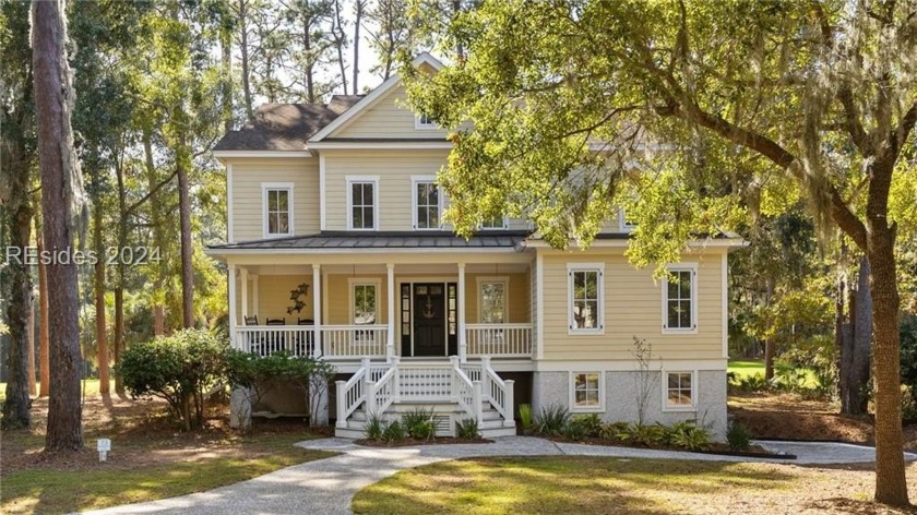 Escape to your own paradise on Daufuskie Island with this - Beach Home for sale in Daufuskie Island, South Carolina on Beachhouse.com