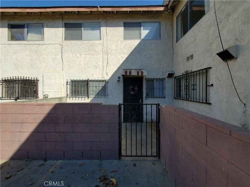 Just renovation about $ 45,000 k . Unit ready to moved in. must - Beach Condo for sale in Long Beach, California on Beachhouse.com
