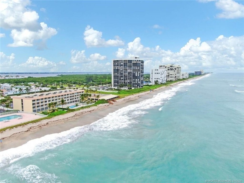 Beautifully renovated 4th floor sunset 2 bedroom, 2 bath.  Only - Beach Condo for sale in Jensen Beach, Florida on Beachhouse.com