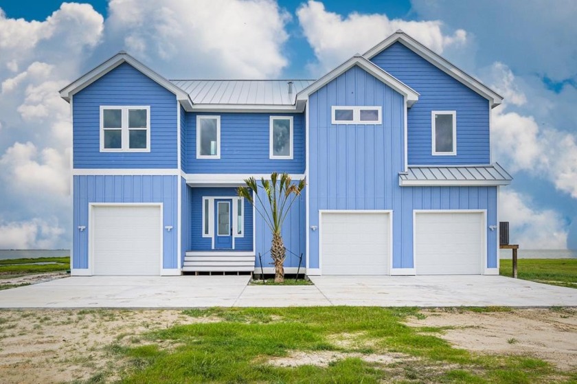 Welcome home to 1621 Cape Velero Drive, located amidst the - Beach Home for sale in Rockport, Texas on Beachhouse.com