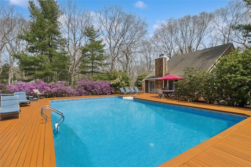 Your Private Summer Escape in East Hampton

Tucked away behind a - Beach Home for sale in East Hampton, New York on Beachhouse.com