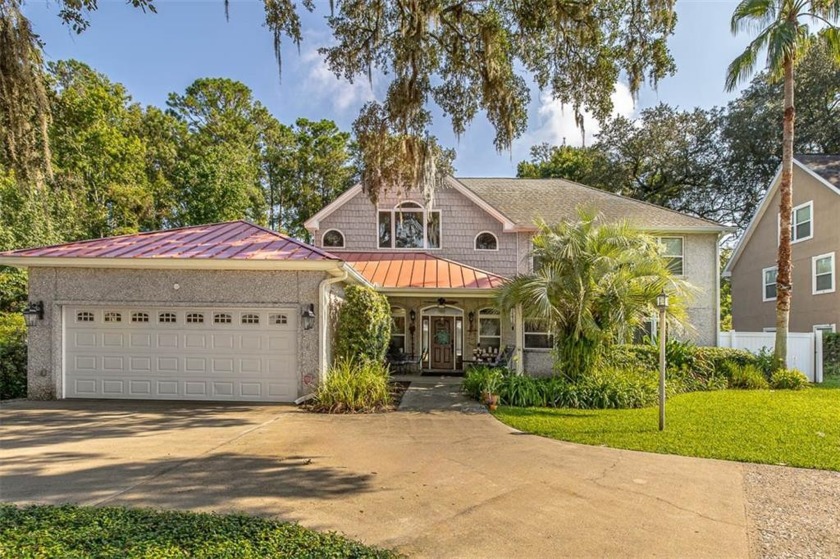 **Exquisite St. Simons Island Home: The Best of All Worlds**
 - Beach Home for sale in Saint Simons, Georgia on Beachhouse.com