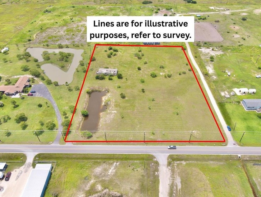 4.73 acres of peaceful countryside featuring a scenic pond and - Beach Lot for sale in Rockport, Texas on Beachhouse.com