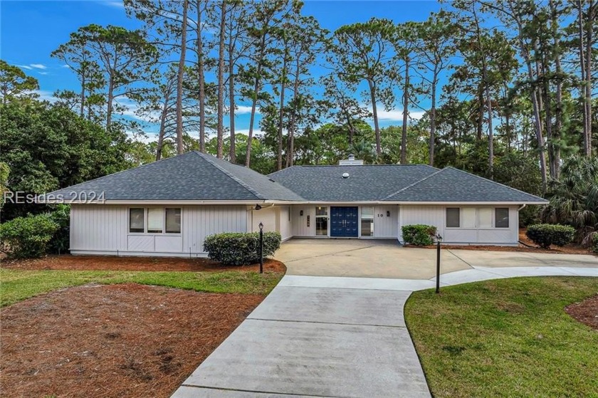 This beautifully updated, single-level Hilton Head Plantation - Beach Home for sale in Hilton Head Island, South Carolina on Beachhouse.com