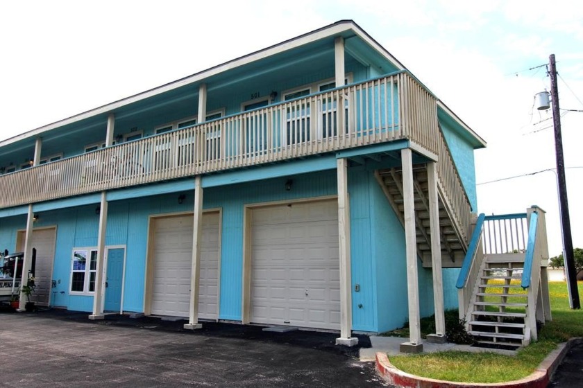 Welcome to Port O' Call Condominiums in charming Rockport - Beach Condo for sale in Rockport, Texas on Beachhouse.com