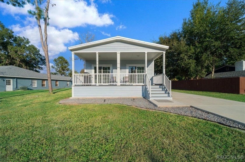 Welcome to 7962 W Riverbend Rd, Crystal River, FL - built in - Beach Home for sale in Crystal River, Florida on Beachhouse.com