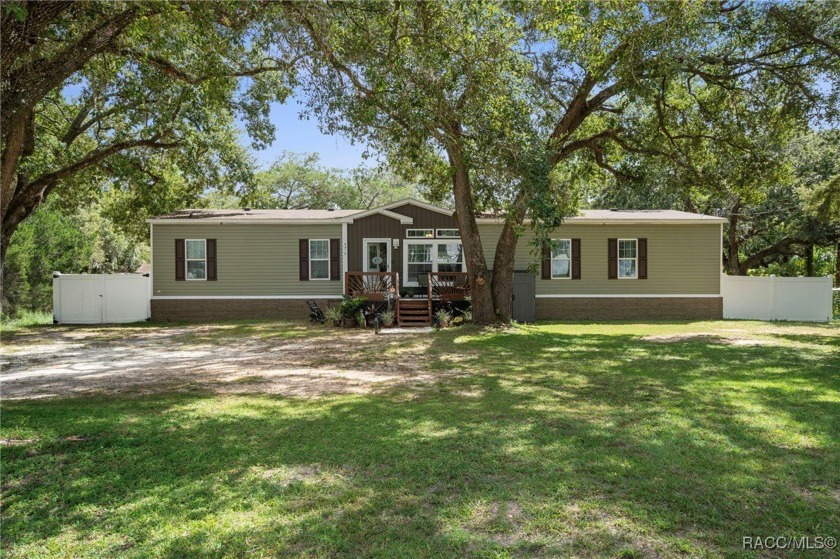 Sellers have added .56 acres adjacent to this property now - Beach Home for sale in Crystal River, Florida on Beachhouse.com