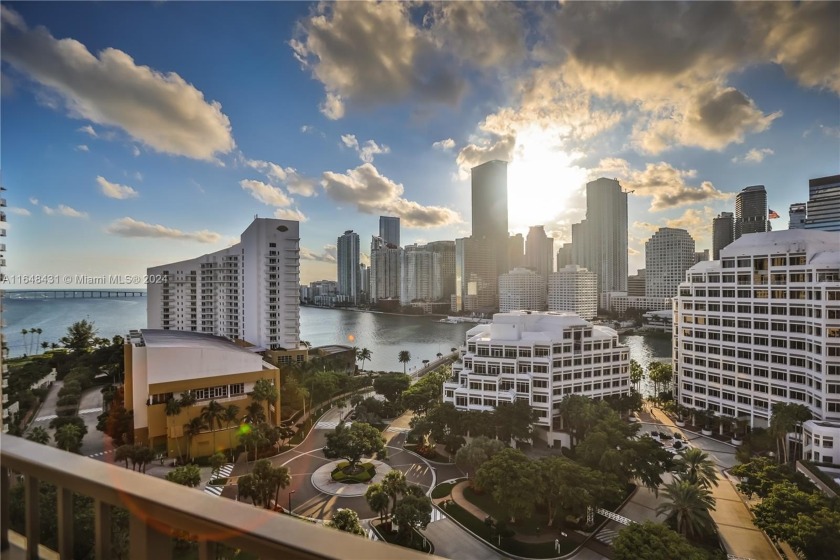 Cozy studio in the picturesque Brickell Key offering stunning - Beach Condo for sale in Miami, Florida on Beachhouse.com