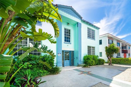 This one-of-a-kind Art Deco Property  offers 8 units 4 x 1 bed - Beach Commercial for sale in Miami Beach, Florida on Beachhouse.com