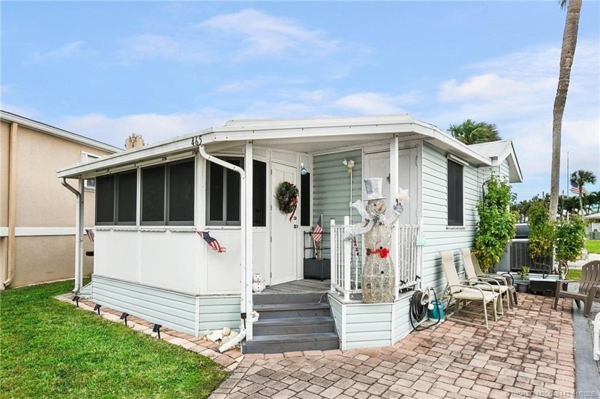 Don't miss out on this incredible opportunity to own a piece of - Beach Home for sale in Jensen Beach, Florida on Beachhouse.com