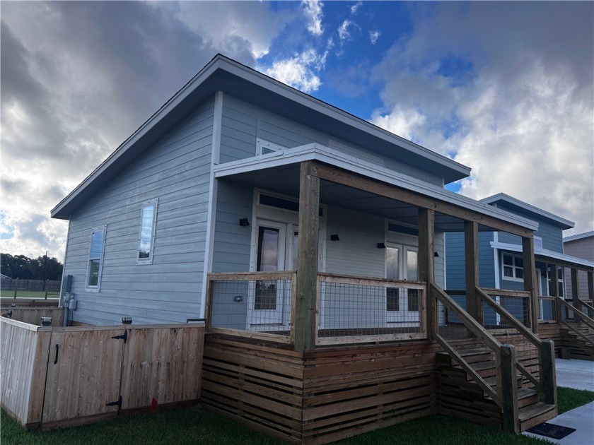 Welcome to Cape Cottages, where luxury meets efficiency in the - Beach Condo for sale in Rockport, Texas on Beachhouse.com