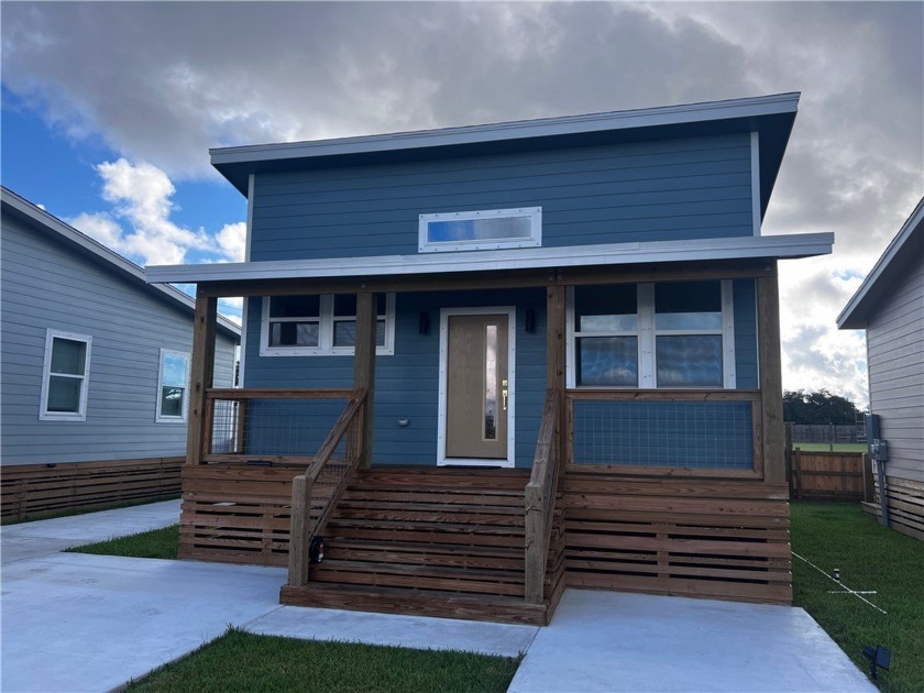 New Construction under $200k in Rockport! This luxury living - Beach Condo for sale in Rockport, Texas on Beachhouse.com