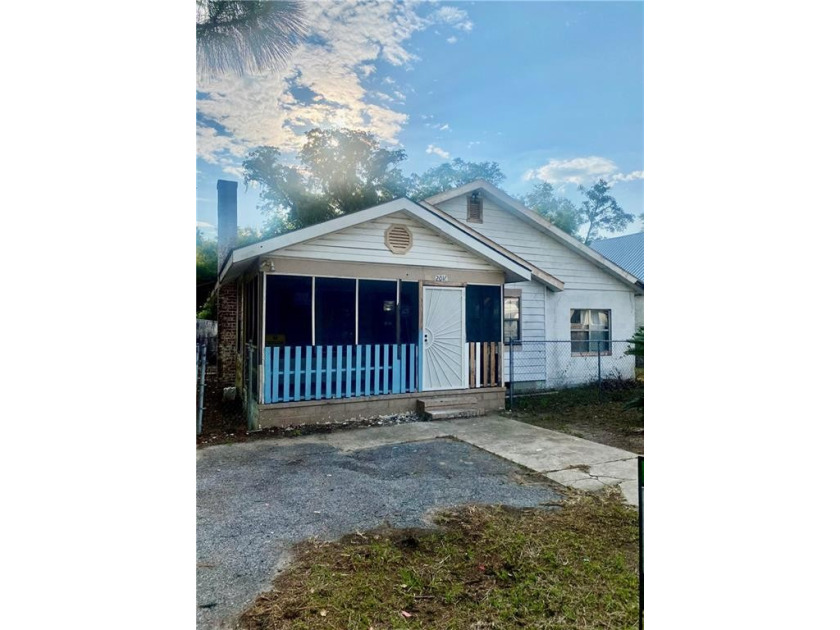 ATTENTION ALL INVESTORS!! The remodel process has already been - Beach Home for sale in Brunswick, Georgia on Beachhouse.com