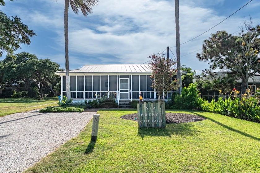 Welcome to your prefect beach retreat on the beautiful Texas - Beach Home for sale in Rockport, Texas on Beachhouse.com