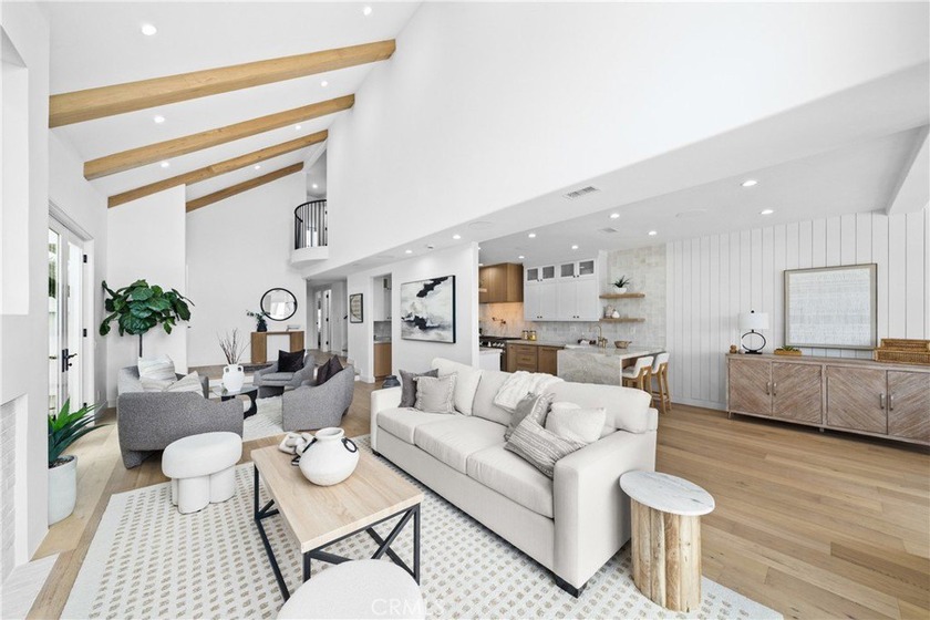 Experience elegant coastal living in the heart of Huntington - Beach Home for sale in Huntington Beach, California on Beachhouse.com