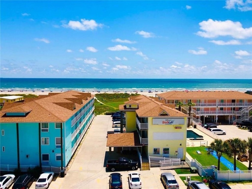 Fantastic condo in complex with beachfront location! #432 Beach - Beach Condo for sale in Port Aransas, Texas on Beachhouse.com