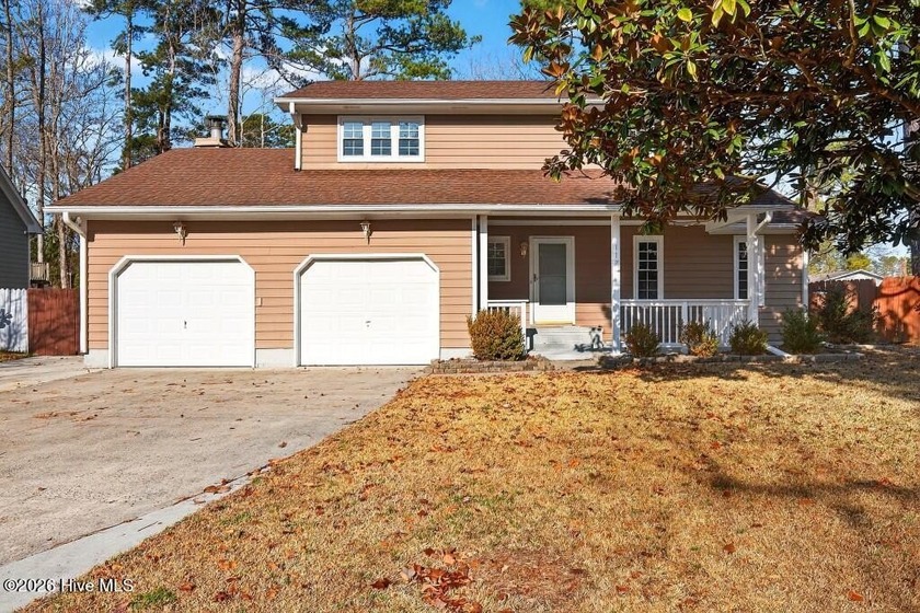 Updated 3 bedroom home with formal and informal rooms. Laminate - Beach Home for sale in Havelock, North Carolina on Beachhouse.com