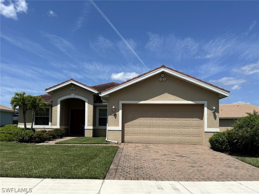 Just reduced - rock bottom pricing! Large spacious home on a - Beach Home for sale in North Fort Myers, Florida on Beachhouse.com