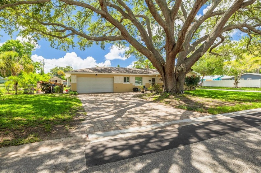 Welcome home to beautiful Dunedin FL. High and Dry through the - Beach Home for sale in Dunedin, Florida on Beachhouse.com