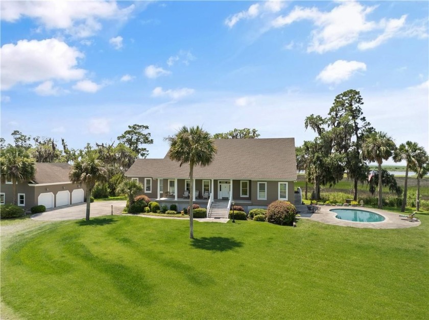 This home is a spacious 3000 square foot heated living space - Beach Home for sale in Darien, Georgia on Beachhouse.com