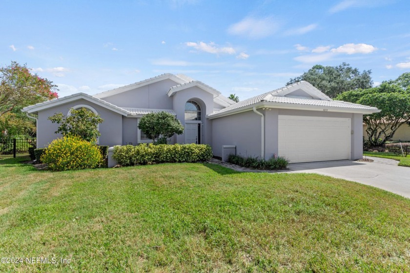 Lovely home in the Gated Villages of San Jose! This 3BR/2BA home - Beach Home for sale in Jacksonville, Florida on Beachhouse.com