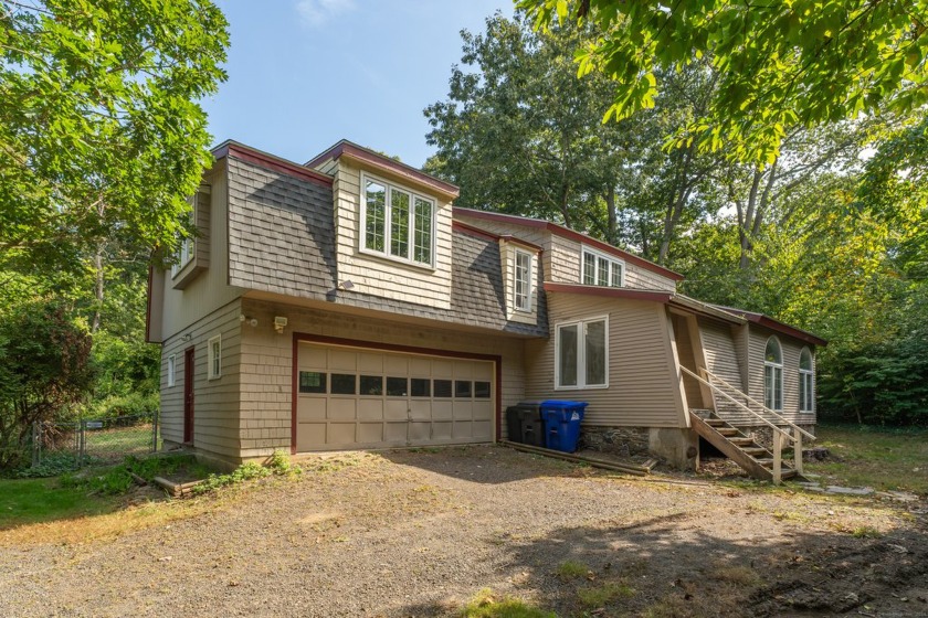 3 BEDROOM HOME LOCATED IN SHORT BEACH AREA. Ideal and ripe for a - Beach Home for sale in Branford, Connecticut on Beachhouse.com