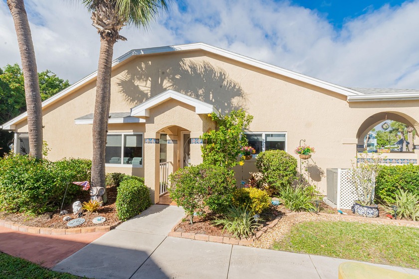 Totally updated 2BR/2BA corner-unit villa located in desirable - Beach Condo for sale in Port Saint Lucie, Florida on Beachhouse.com