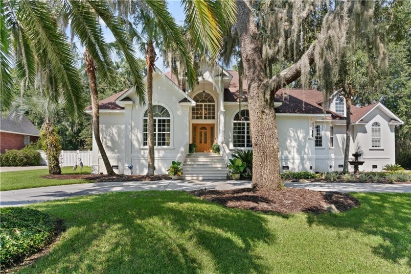 157 Harbor Pointe Drive is a beautiful 5-bedroom, 4-bathroom - Beach Home for sale in Brunswick, Georgia on Beachhouse.com