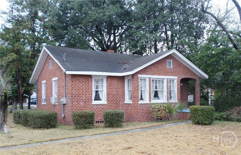 Brick building was being used as a hairdresser shop for 40 years - Beach Home for sale in Savannah, Georgia on Beachhouse.com