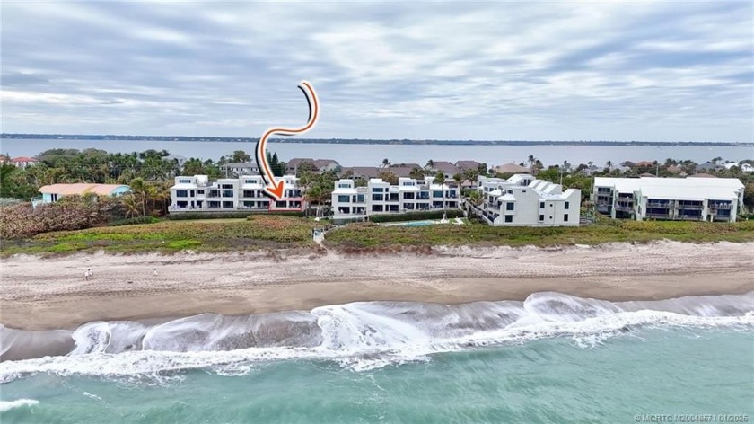 Spectacular ocean views from the moment you walk in. Boasting a - Beach Condo for sale in Stuart, Florida on Beachhouse.com