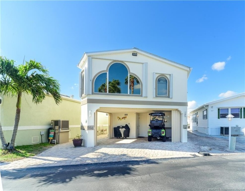 Wow! What a stunner on the water! FURNISHED! Beautifully - Beach Home for sale in Jensen Beach, Florida on Beachhouse.com