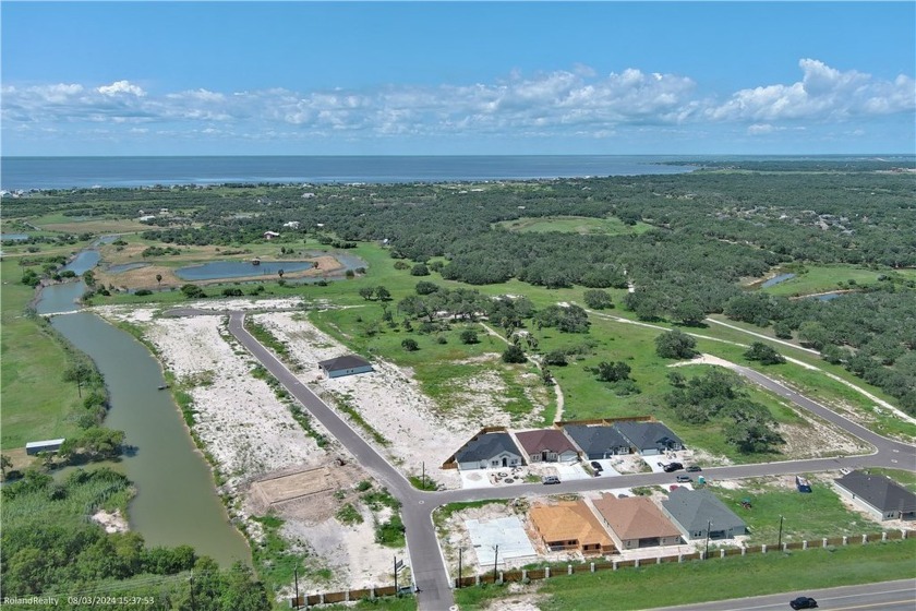 Welcome to this new construction home located in New Heritage - Beach Home for sale in Rockport, Texas on Beachhouse.com