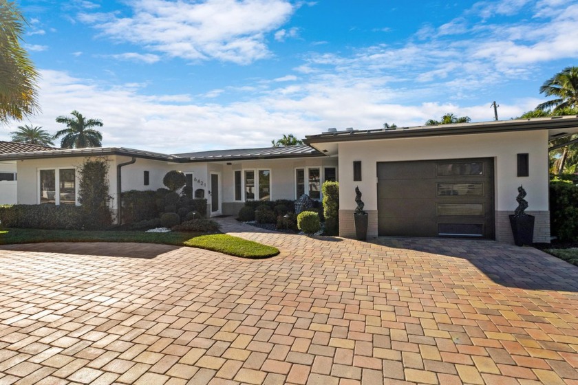 METAL ROOF: 2023...This STUNNING, 3 bed/2-1/2 bath Meticulously - Beach Home for sale in Fort Lauderdale, Florida on Beachhouse.com