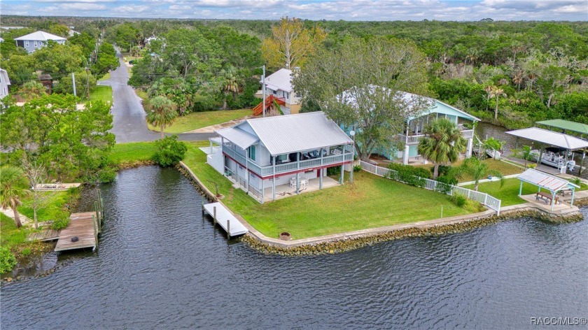 Waterfront Living in Old Homosassa with direct access to the - Beach Home for sale in Homosassa, Florida on Beachhouse.com