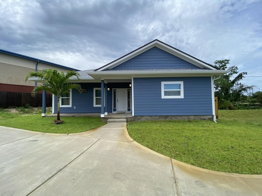 BUILT 2021 / 1 OWNER HOME
Located right next FWB's REC Center - Beach Home for sale in Fort Walton Beach, Florida on Beachhouse.com