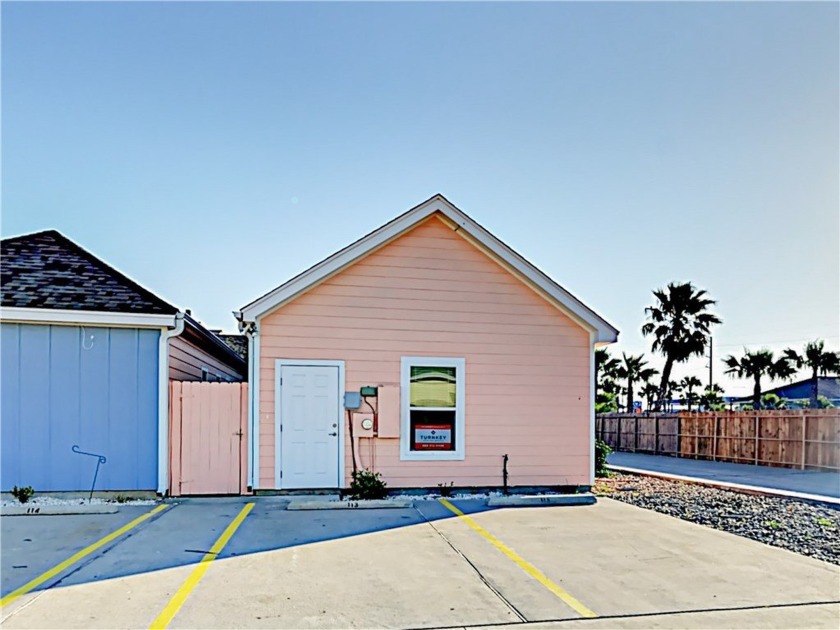 This Port Aransas townhome offers a perfect coastal retreat with - Beach Townhome/Townhouse for sale in Port Aransas, Texas on Beachhouse.com