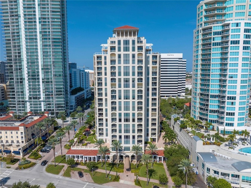 Spectacular Downtown St. Pete Condo with Mesmerizing Waterfront - Beach Condo for sale in St. Petersburg, Florida on Beachhouse.com