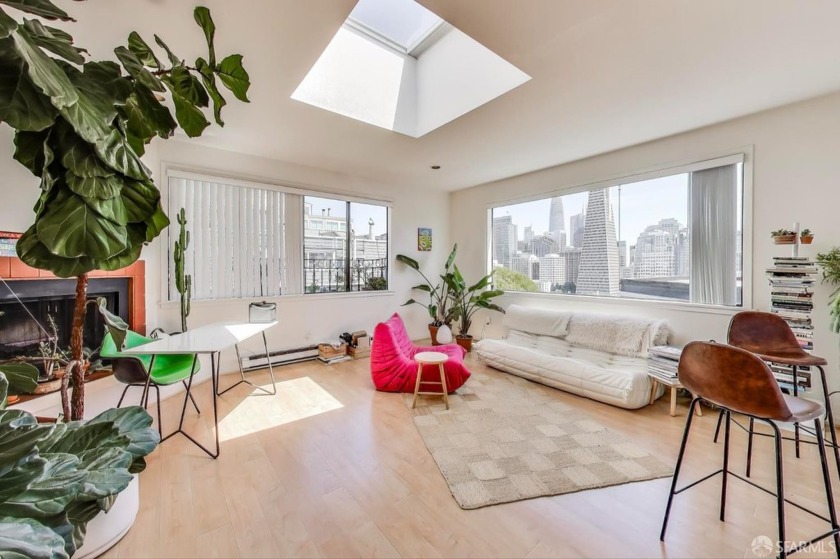 Truly a rare opportunity for this NEWLY painted 5 units 5 baths - Beach Home for sale in San Francisco, California on Beachhouse.com