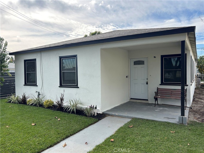 Come see this Remodeled house with ADU, 3 bedroom 2 baths in a - Beach Home for sale in Long Beach, California on Beachhouse.com