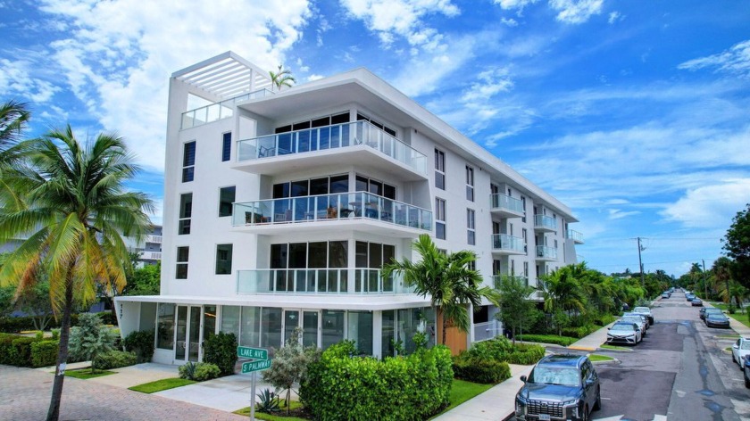 NEW CONSTRUCTION! Fabulous never lived in 3 bed 2 bath condo - Beach Condo for sale in Lake Worth, Florida on Beachhouse.com