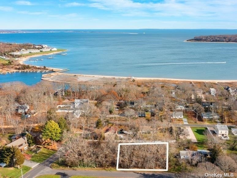 NEW TO THE MARKET! It's All About the Beach! Lot for sale in - Beach Lot for sale in Greenport, New York on Beachhouse.com