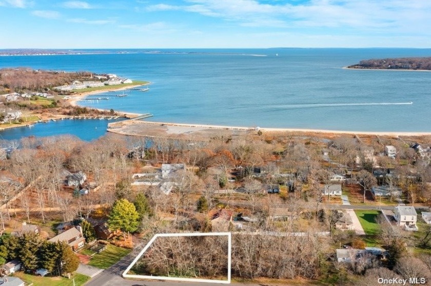 NEW TO THE MARKET! It's All About the Beach! Corner lot for sale - Beach Lot for sale in Greenport, New York on Beachhouse.com