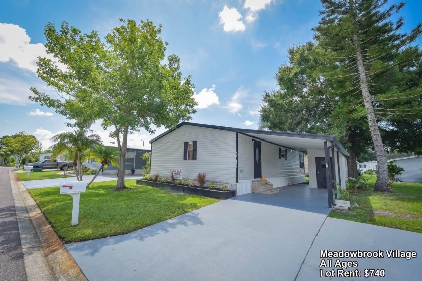 Don't let the age fool you, this home may have the strong bones - Beach Home for sale in Tampa, Florida on Beachhouse.com