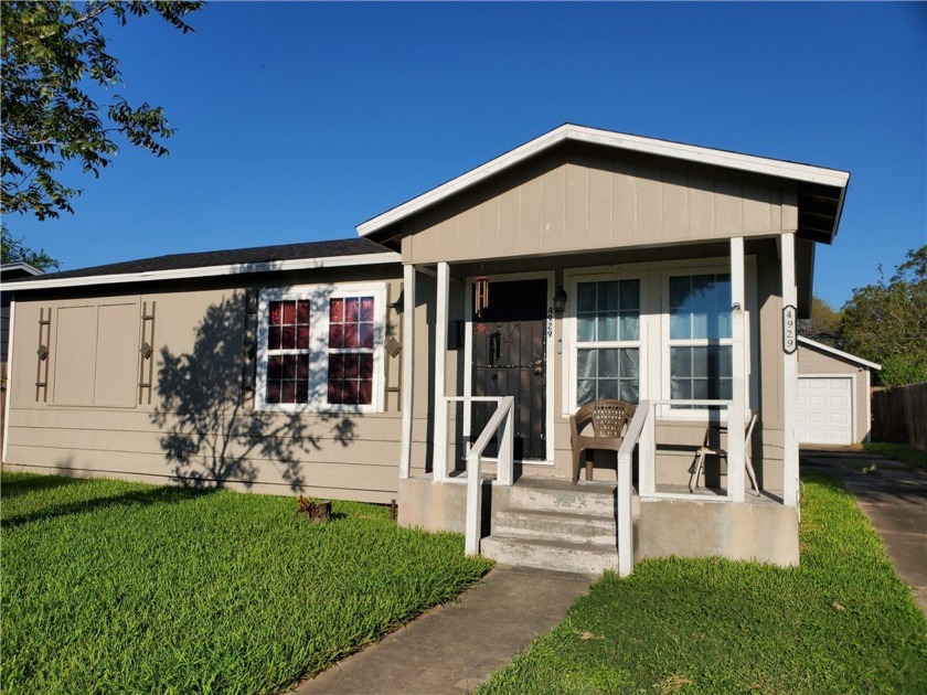 Welcome to your perfect starter home in the heart of a charming - Beach Home for sale in Corpus Christi, Texas on Beachhouse.com