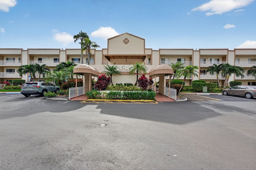 BEAUTIFUL, SECOND FLOOR, NEWLY REMODELED UNIT WITH ELEVATOR AND - Beach Condo for sale in Tamarac, Florida on Beachhouse.com