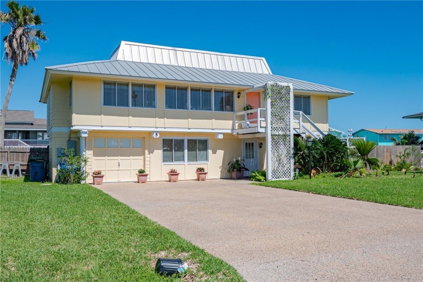 Welcome to your waterfront oasis in the premier waterfront - Beach Home for sale in Rockport, Texas on Beachhouse.com