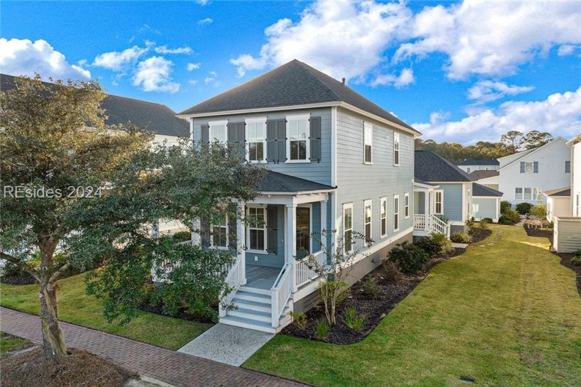 This turnkey 3BR, 3.5BA home built in 2021 showcases Southern - Beach Home for sale in Bluffton, South Carolina on Beachhouse.com