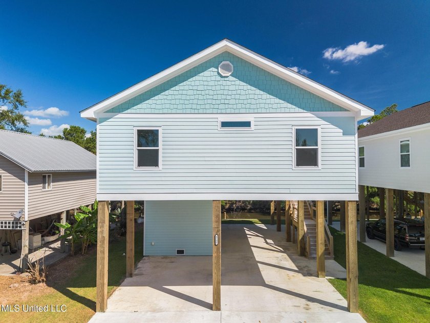 Waterfront Living Just Minutes from Bay St. Louis! This - Beach Home for sale in Bay Saint Louis, Mississippi on Beachhouse.com