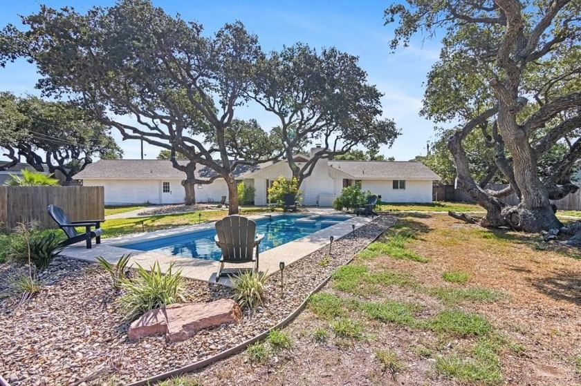 Beautifully remodeled and fully furnished, this spacious 5 - Beach Home for sale in Rockport, Texas on Beachhouse.com